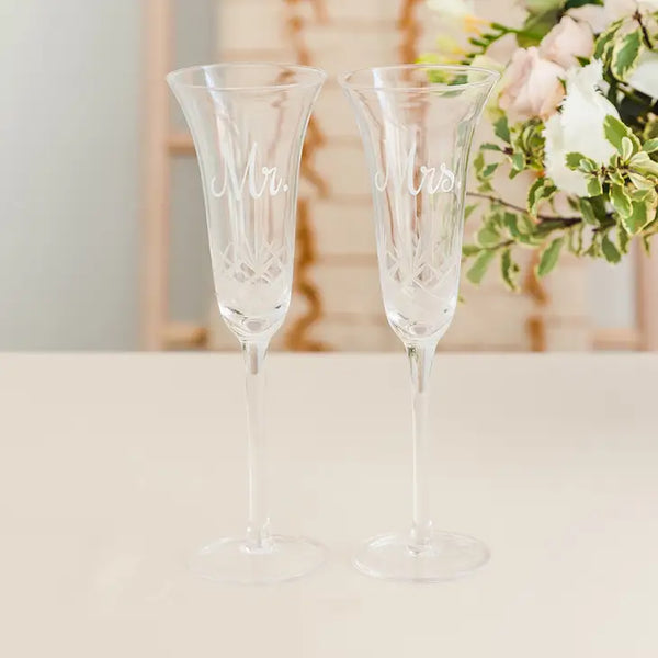 Tulip Champagne Toasting Wedding Flute - Mrs