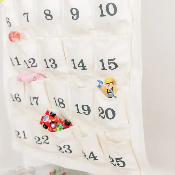 Reusable 25 Days of Christmas Fabric Advent Calendar