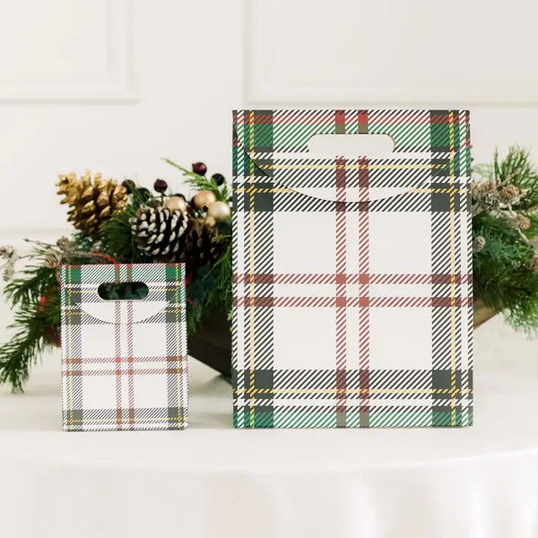 Paper Christmas Wrapping Gift Bag With Handles - Tartan Plaid