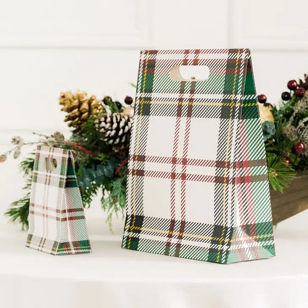 Paper Christmas Wrapping Gift Bag With Handles - Tartan Plaid