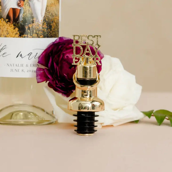 Gold Metal Wine Bottle Stopper & Pourer - Best Day Ever