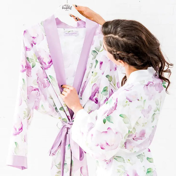 Women's Personalized Embroidered Floral Satin Robe With Pockets - Lavender