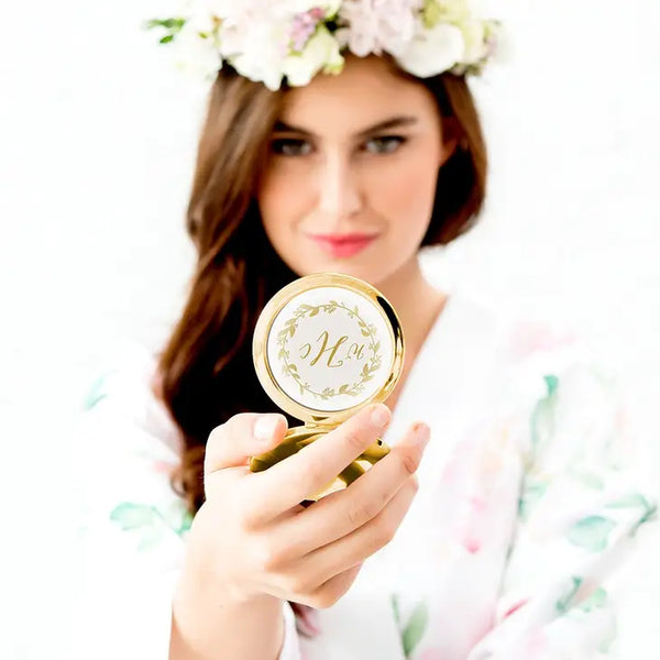 Personalized Engraved Bridal Party Compact Mirror - Gold Wreath