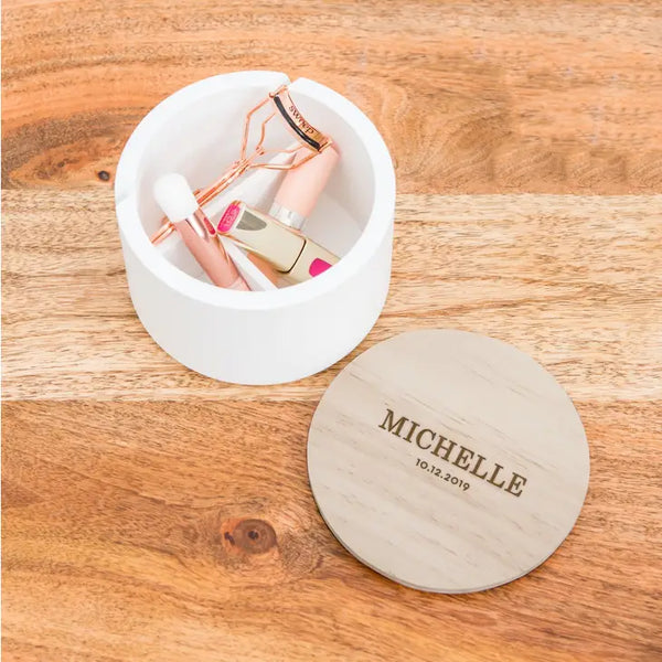 Personalized Round Wooden Jewelry Box – Classic Font Engraving