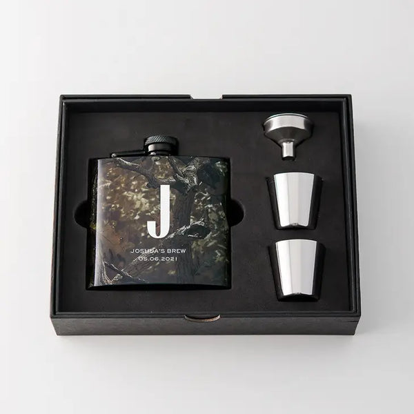 Personalized Camo Hip Flask Wedding Gift - Sans Serif Monogram