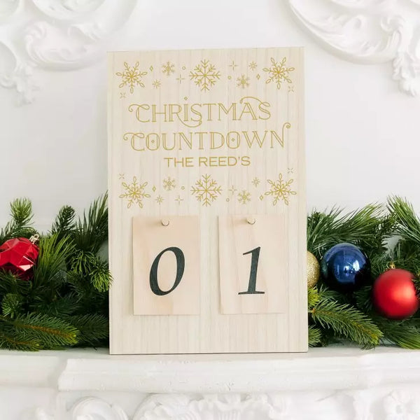 Personalized Wooden Countdown Calendar Sign - Falling Snowflakes