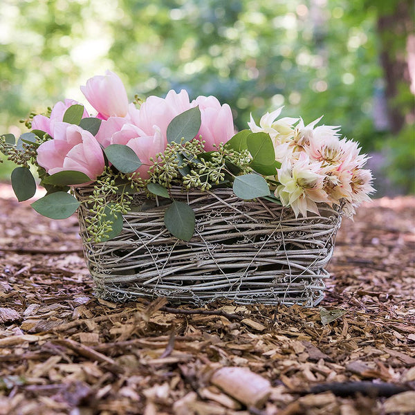 Tapered Wicker Basket With White Wash And Liner - Medium